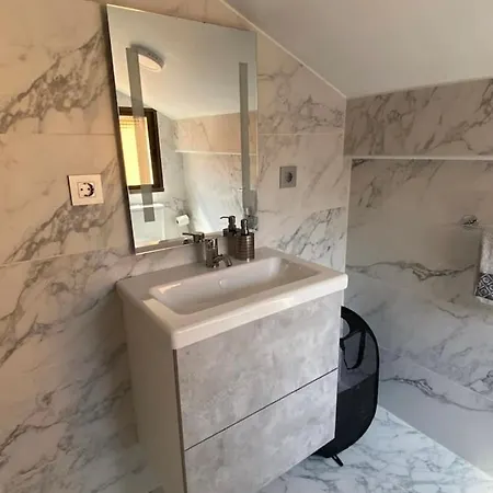 Διαμέρισμα Acojedor Apartamento En Μπερμέο